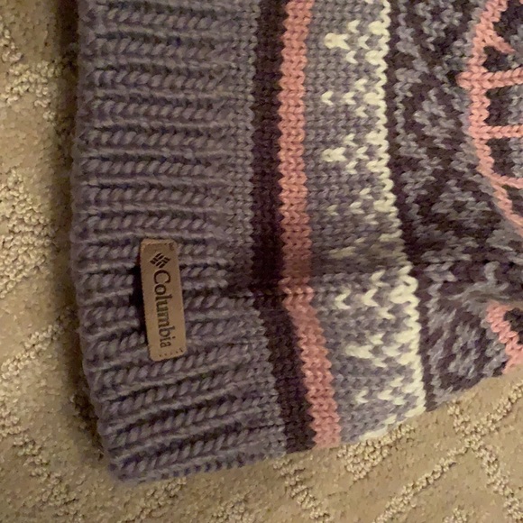 Columbia beanie, knit; never worn - Picture 2 of 4